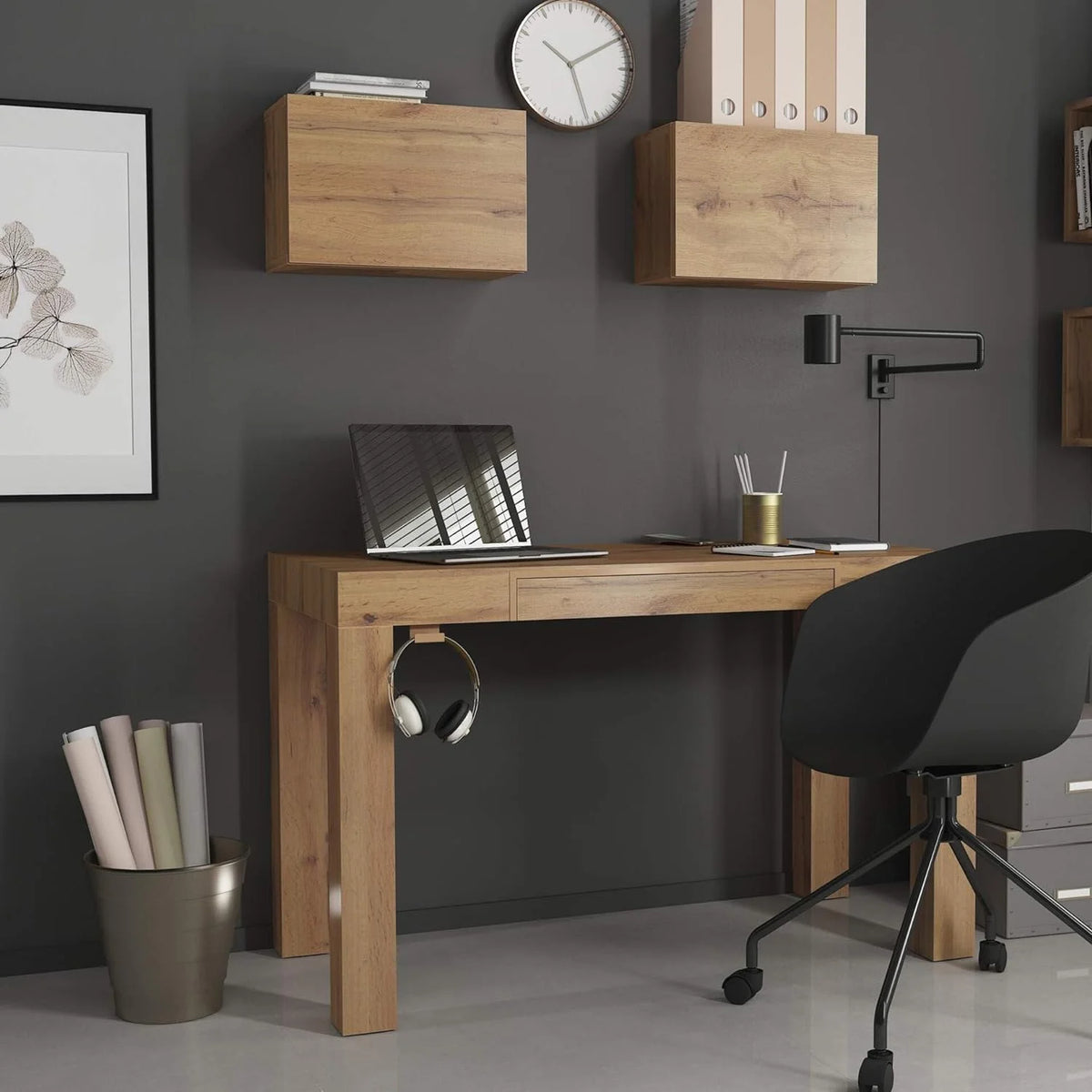 Rustic Oak Wall Unit With Door D3597