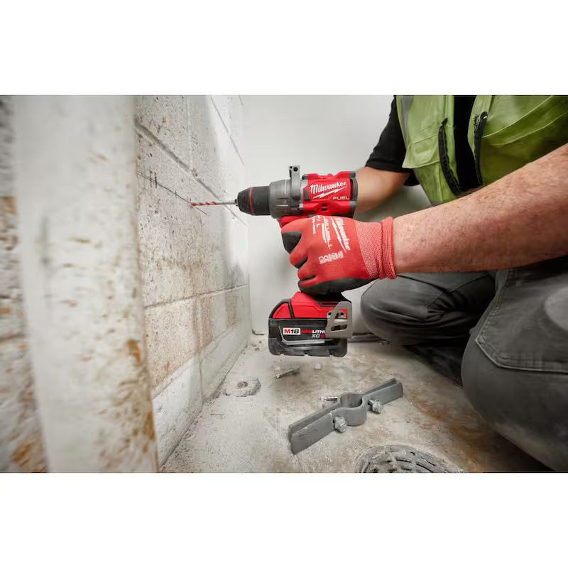 18-V Lithium-Ion Brushless Cordless Hammer Drill Driver Kit F962