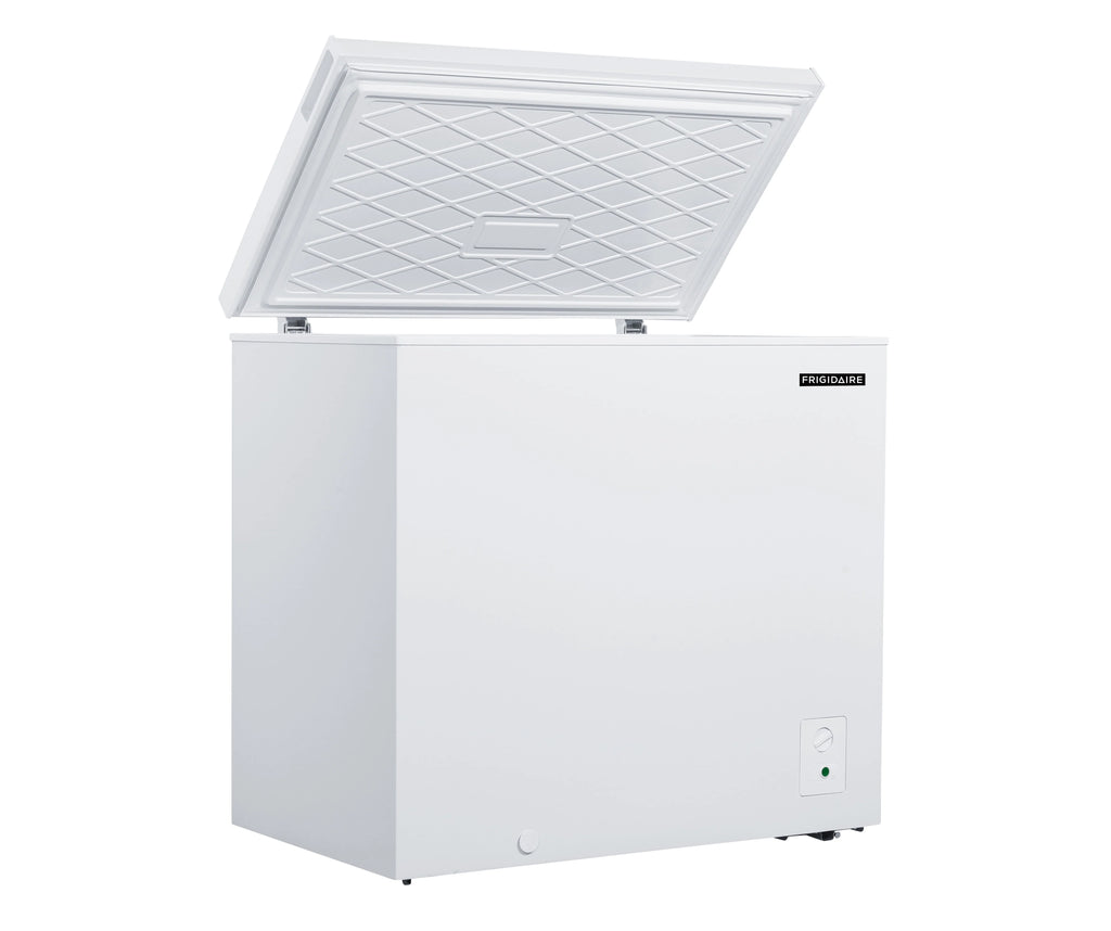 7.0 Cu. ft. White Chest Freezer M591139