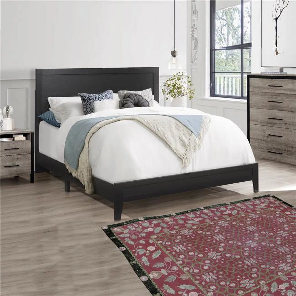 Queen Size Platform Bed C40918