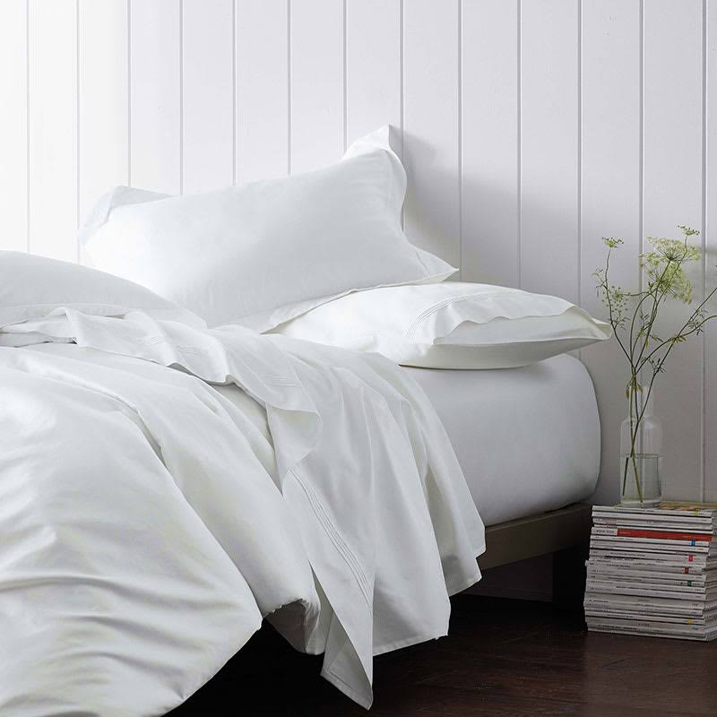Pale Yellow 600-Thread Count Egyptian Cotton California King Fitted Sheet S607650