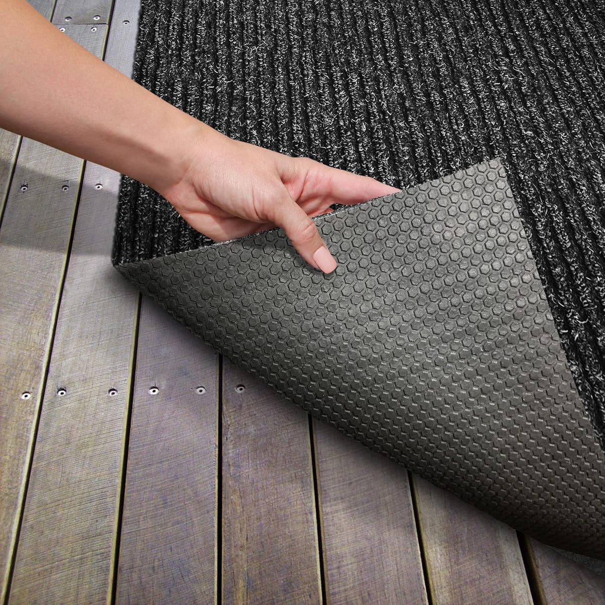 Charcoal Black Ribbed Indoor Outdoor Carpet 6 Feet X 10 Feet Q756