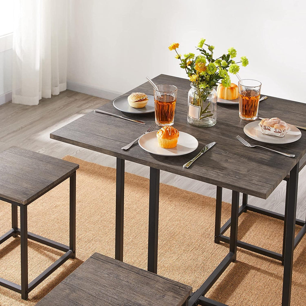 5-Piece Dining Table Set with 4 Stools G483410