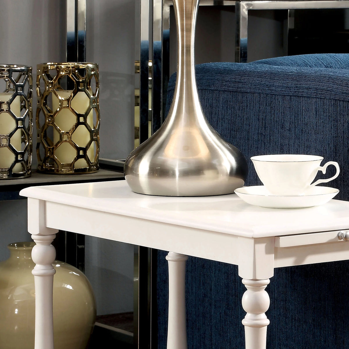 White 25-inch Solid Wood 1-Shelf Side Table X42321