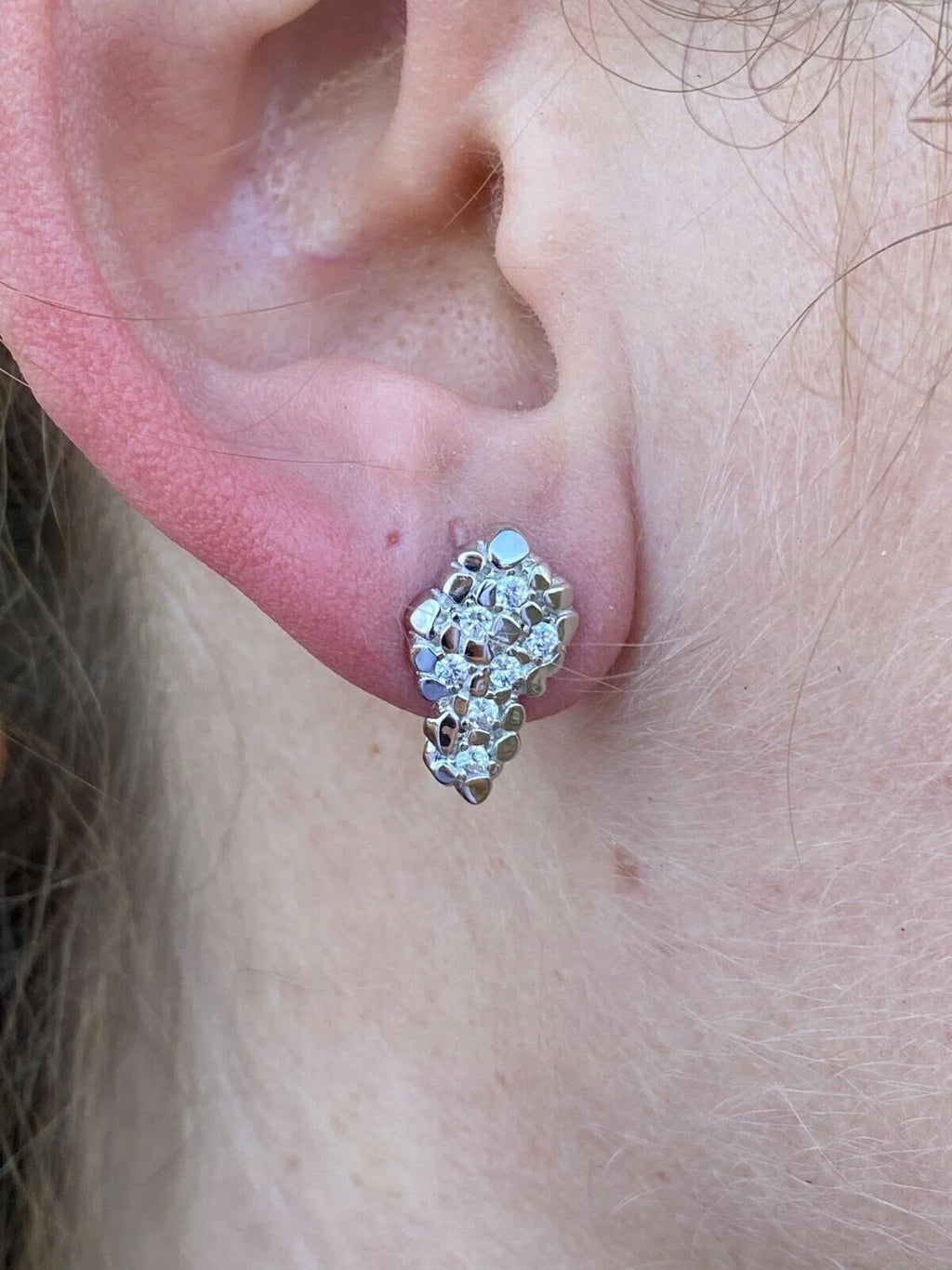 Mens 925 Sterling Silver CZ Stud Earrings T3183