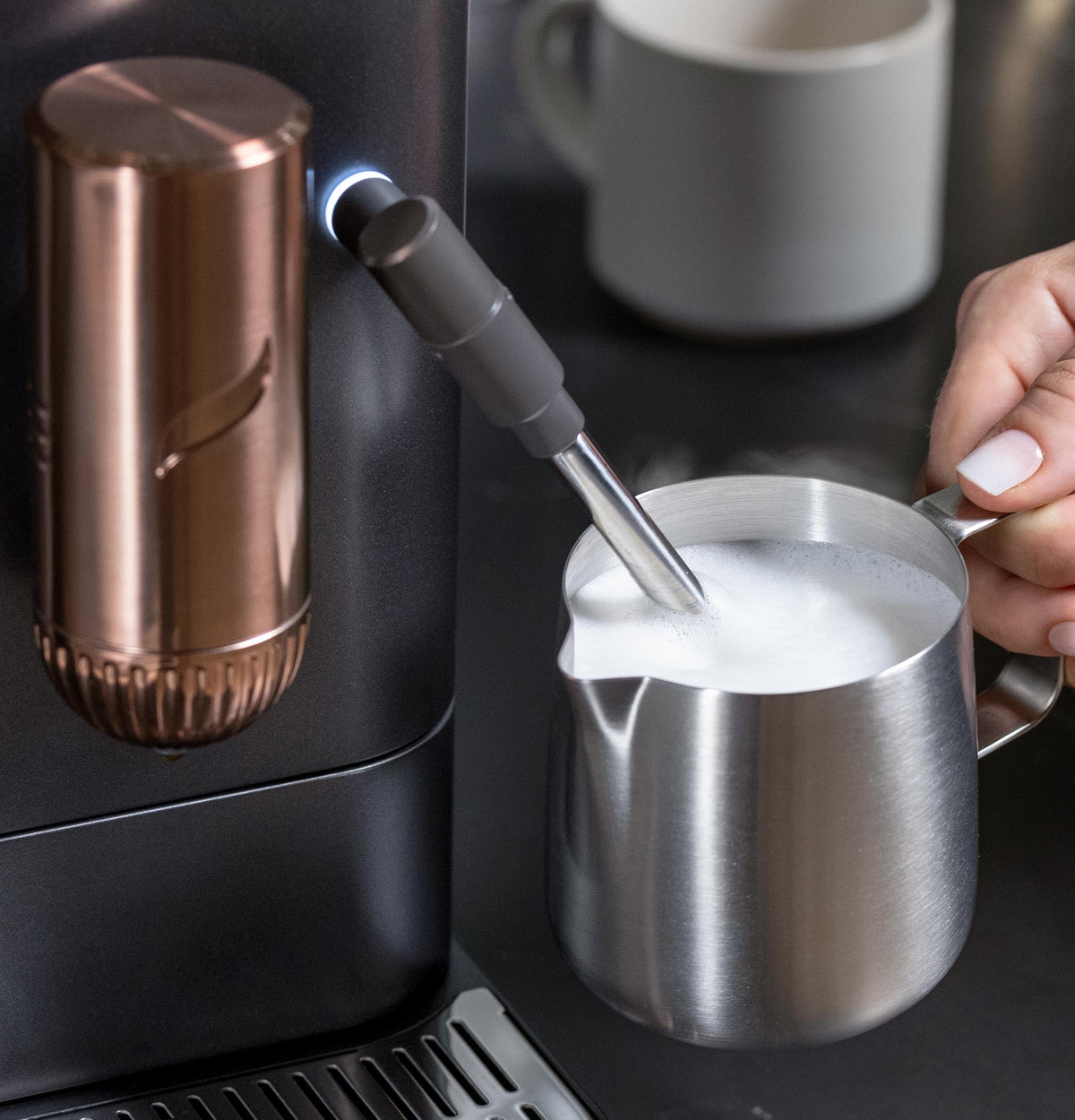 Automatic Espresso Machine with Milk Frother and Bean Grinder, Matte Black, 1.2 Liter U667